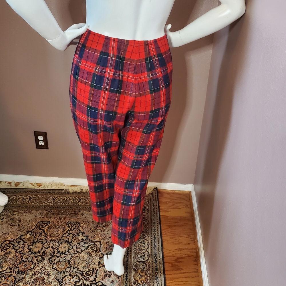 VTG PENDLETON red plaid wool cropped pants size 18, fits M - Picture 3 of 5